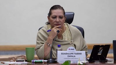 INE llama a debatir el costo y la eficiencia de la democracia en nuevas audiencias públicas