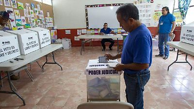 INE recibe tres denuncias por coacción y reparto de acordeones en elección judicial en Nuevo León