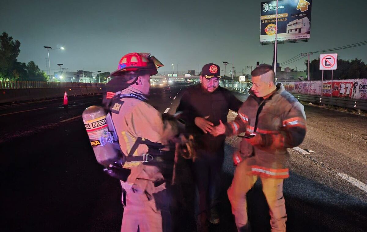 ¡Impactante! La volcadura de una pipa con ácido que cerró la autopista México-Pachuca y puso en alerta a todos