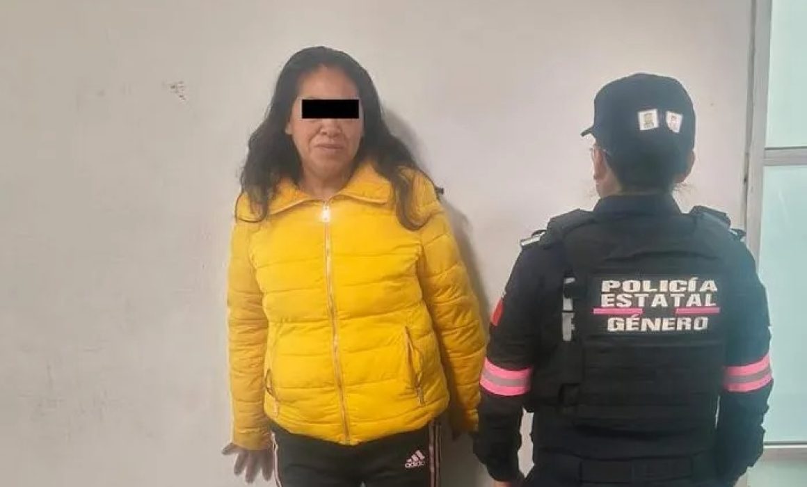 ¡Impactante! Mujer golpea brutalmente a una menor en Toluca y termina detenida
