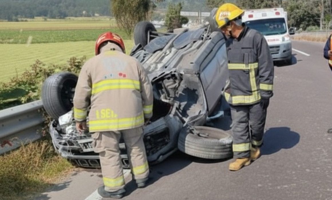 ¡Impactante doble choque en el Puente de Santo Tomás: lo que no te cuentan!