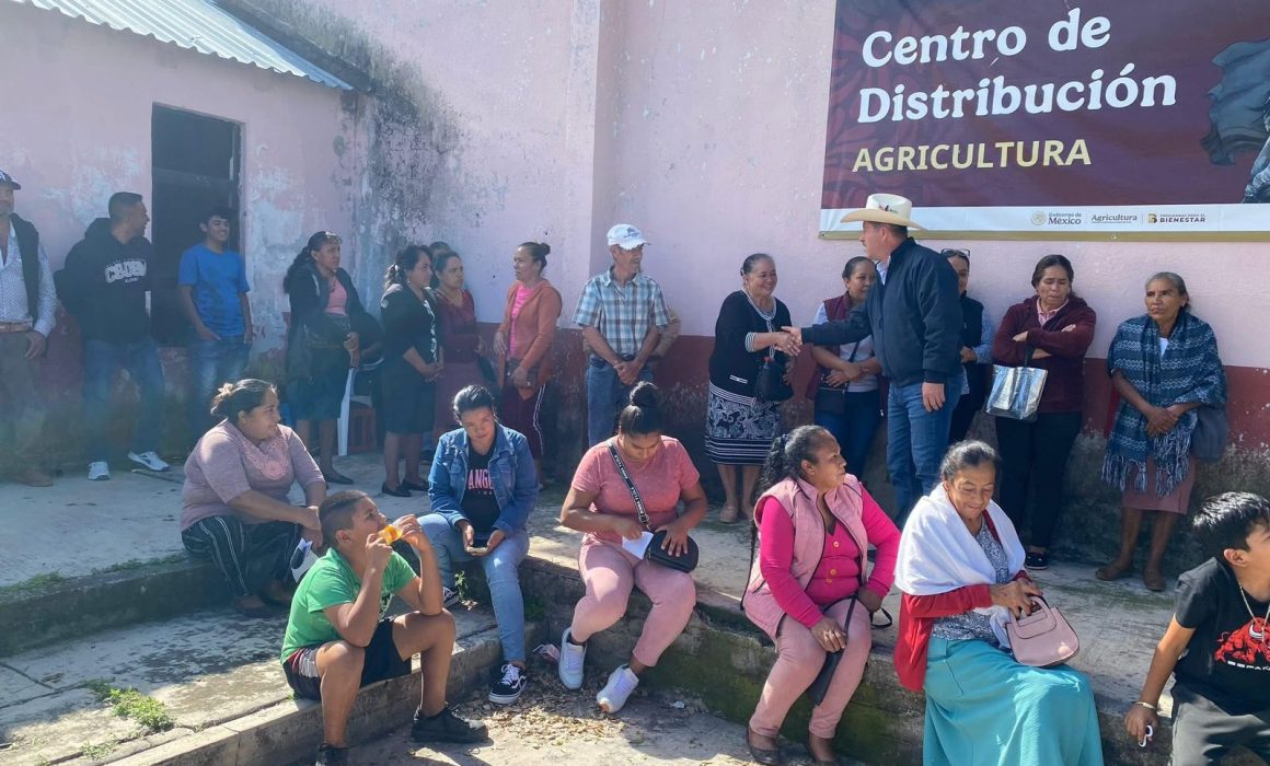 Impulso al campo en Zacazonapan: entregan 43 toneladas de fertilizante a campesinos de Temascaltepec