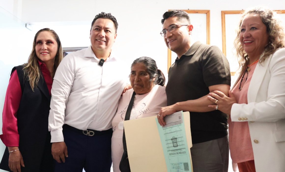 Inauguran modernas oficinas del Registro Civil en Tezoyuca para mejorar atención ciudadana