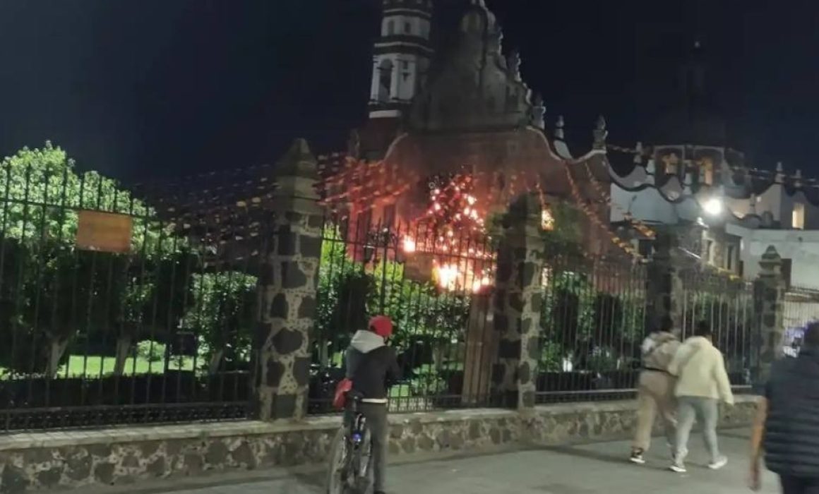 Incendio en la Catedral de Santiago Apóstol de Chalco genera pánico en festividades patronales