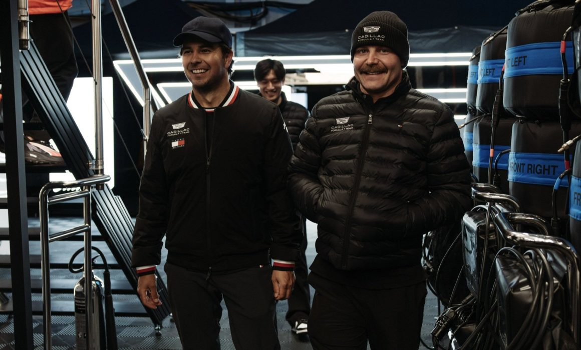 ¡Increíble regalo de cumpleaños! Checo Pérez recibe un freno de disco único de Cadillac F1