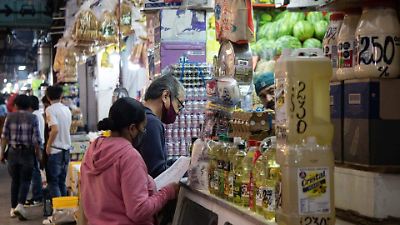 Incremento en el costo de la canasta alimentaria en México durante agosto, con mayor impacto en zonas urbanas