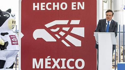 Industriales y Gobierno impulsan fortalecimiento del sello 'Hecho en México'