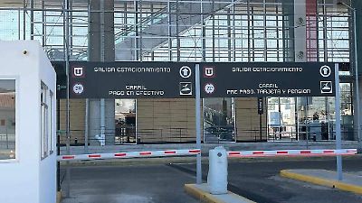 Inicia el cobro en estacionamientos del Tren Interurbano México-Toluca para mejorar su uso y seguridad