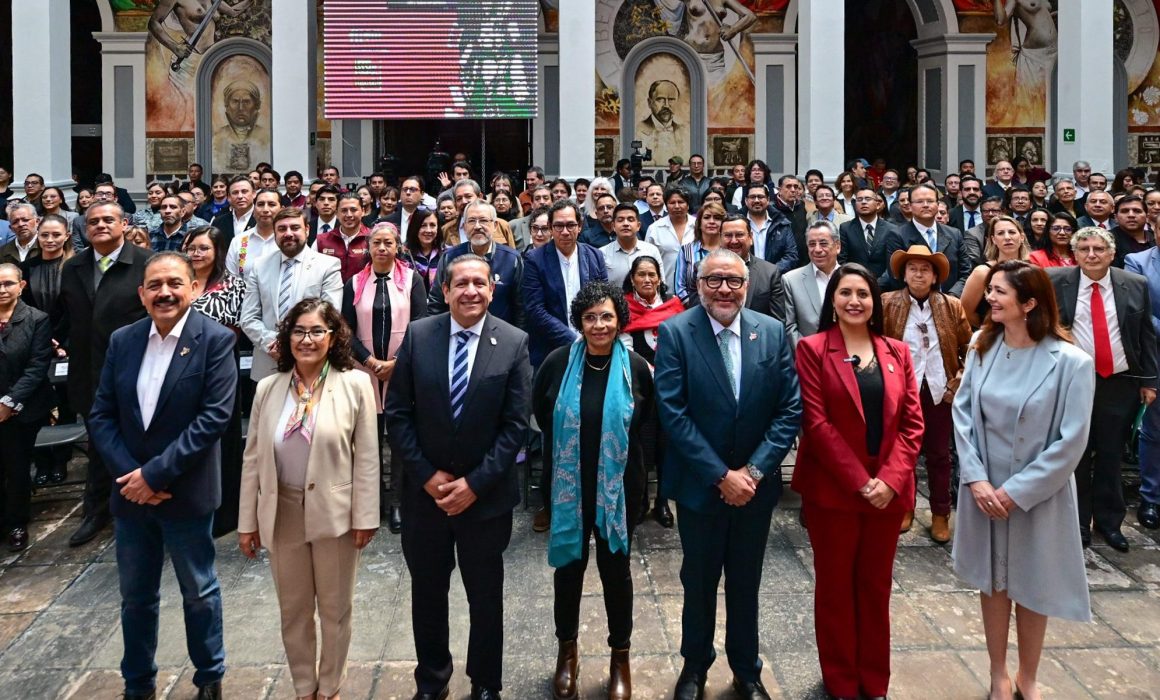 Inicia la FILEM 2025 en Toluca como motor de transformación social y cultura