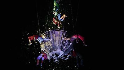 Intensa lluvia no detiene la inauguración aérea de la 35 edición del Festival Quimera en Metepec