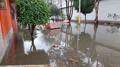 Inundaciones en Chalco por lluvias intensas dañan viviendas y calles