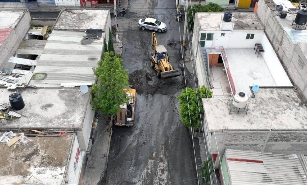 Inundaciones en Los Reyes La Paz llevan a declarar emergencia y cuestionan la reacción del gobierno