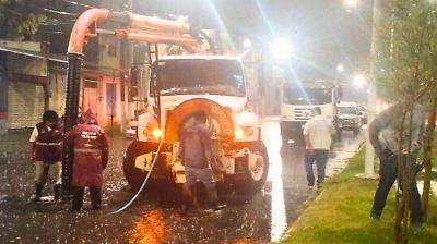 Inundaciones y socavones en el Estado de México por fuertes lluvias