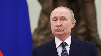 Irán y Rusia firman acuerdo de 25 mil millones de dólares para construir cuatro plantas nucleares antes de restablecer sanciones de la ONU