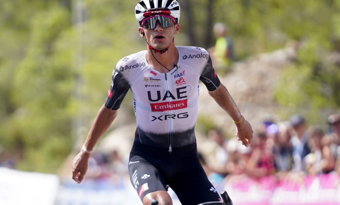 Isaac del Toro reafirma su dominio en Europa con victoria en La Clàssica de les Terres de l’Ebre