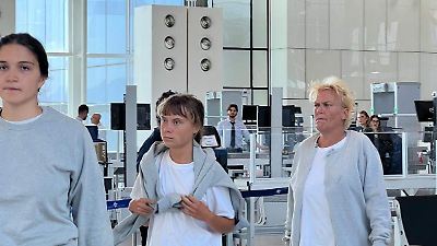 Israel deporta a 171 activistas, incluyendo a Greta Thunberg, tras intento de ayuda humanitaria a Gaza