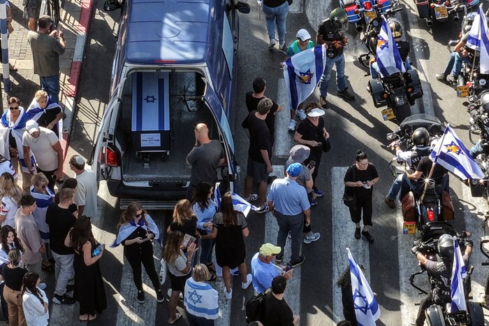 Israel recibe otros dos cuerpos de rehenes fallecidos en Gaza tras acuerdo de alto el fuego