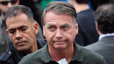 Jair Bolsonaro recibe alta tras diagnóstico de cáncer de piel en etapa temprana y regresa a prisión domiciliaria