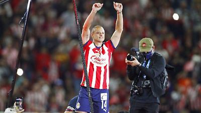 Javier 'Chicharito' Hernández pide perdón por comentarios considerados machistas y promete ser más responsable