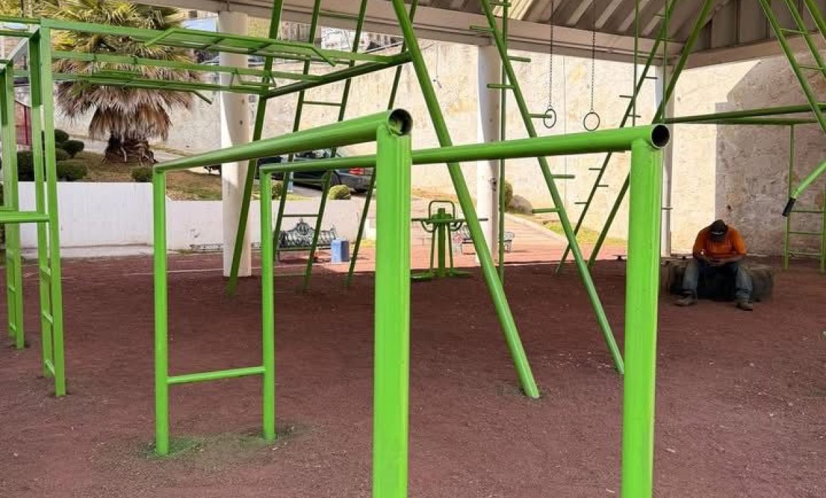 Jilotzingo avanza en la rehabilitación del Auditorio de San Luis para su mantenimiento