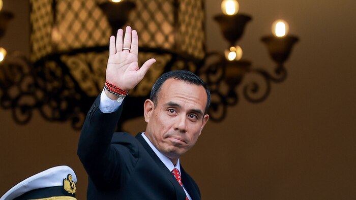 José Jerí recupera su curul en el Congreso tras censura y detalla los cambios en sus investigaciones penales