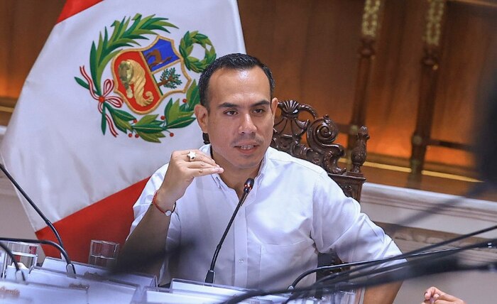 José Jerí se reúne con su abogado en Palacio de Gobierno mientras el Congreso lo destituye como presidente interino