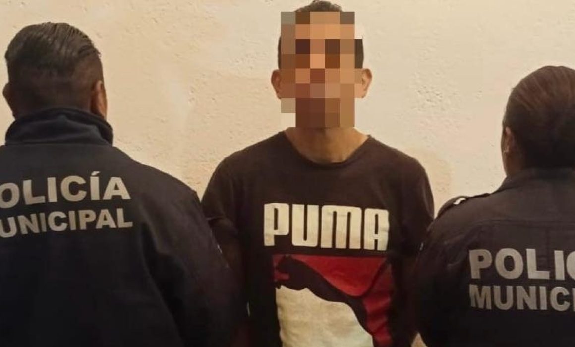 Joven de Xonacatlán intenta asaltar con arma falsa y es arrestado por la policía