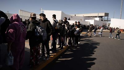 Juez en EE.UU. bloquea la prohibición de asilo de Trump en la frontera con México