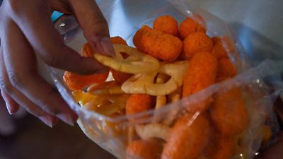 Juzgados permiten la venta de comida chatarra en universidades particulares a pesar de las decisiones de la SEP