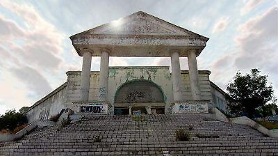 La Acrópolis abandonada: el ambicioso centro comercial de Edomex hoy está en ruinas