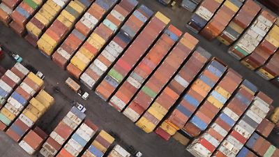 La UE suspende por seis meses las contramedidas arancelarias contra Estados Unidos tras acuerdo político