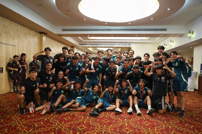 La emotiva despedida del Mundial Sub-17: Japón y México dejan una historia de amistad que conquistó Internet