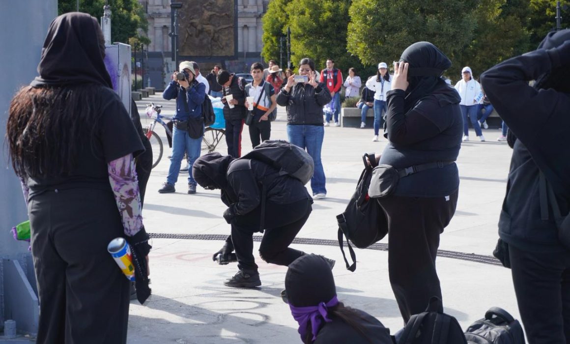 ¡La lucha continúa! Colectivos feministas protagonizan movilizaciones impactantes por el 25N en Toluca