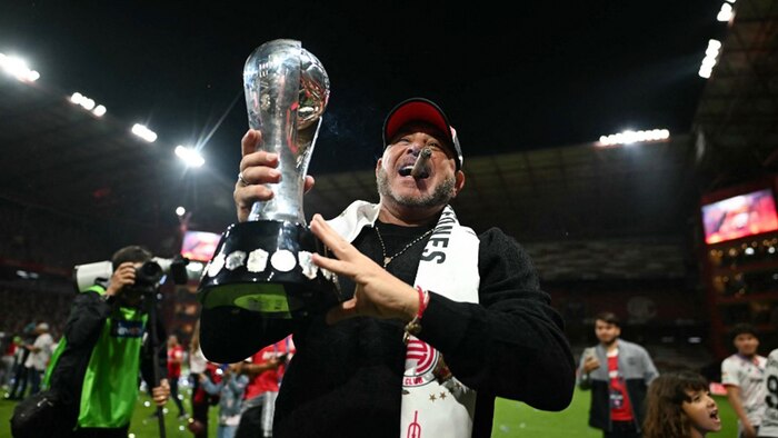 La tendencia de los puros en las celebraciones deportivas tras ganar campeonatos