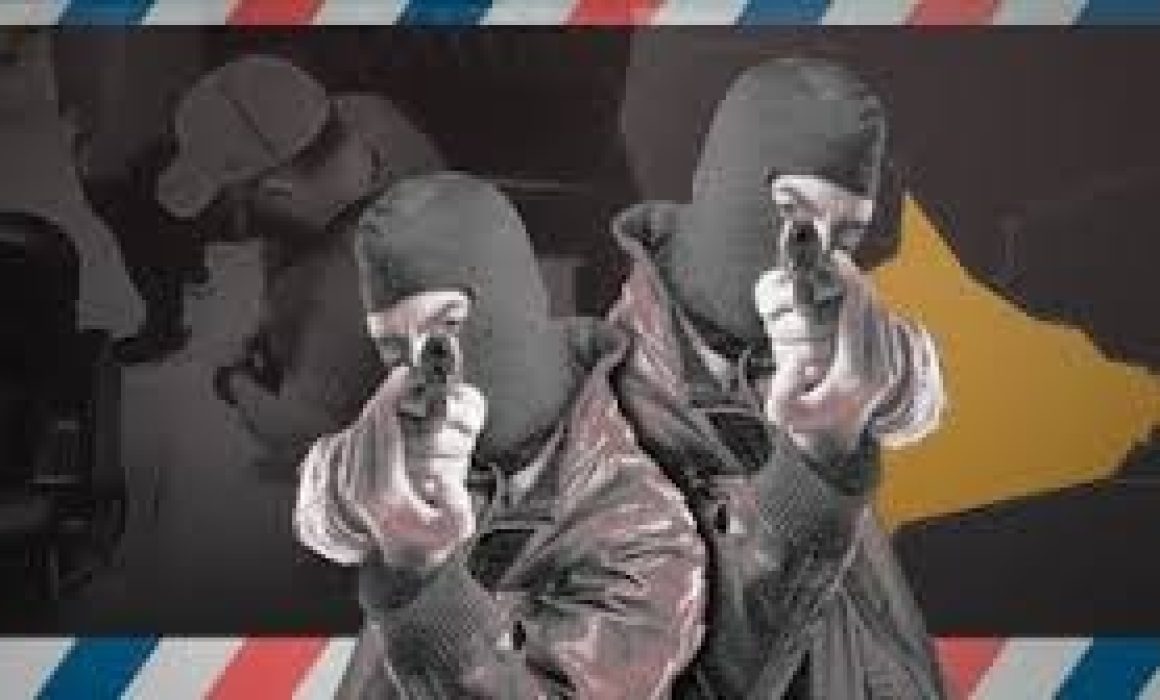 Ladrón sin obstáculos causa robo en barbería de Ecatepec y escapa con facilidad