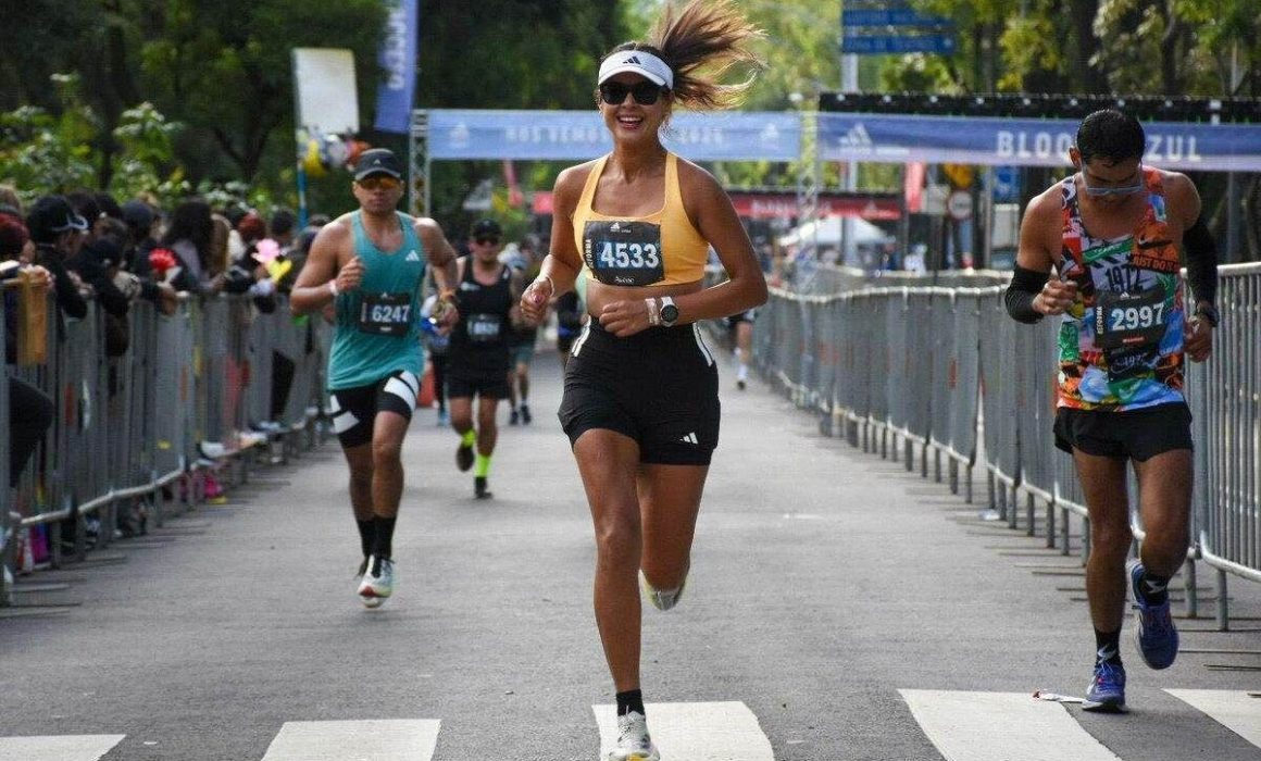 ¿Listo para correr entre luces y festividad? Vive la noche deportiva navideña en Zinacantepec