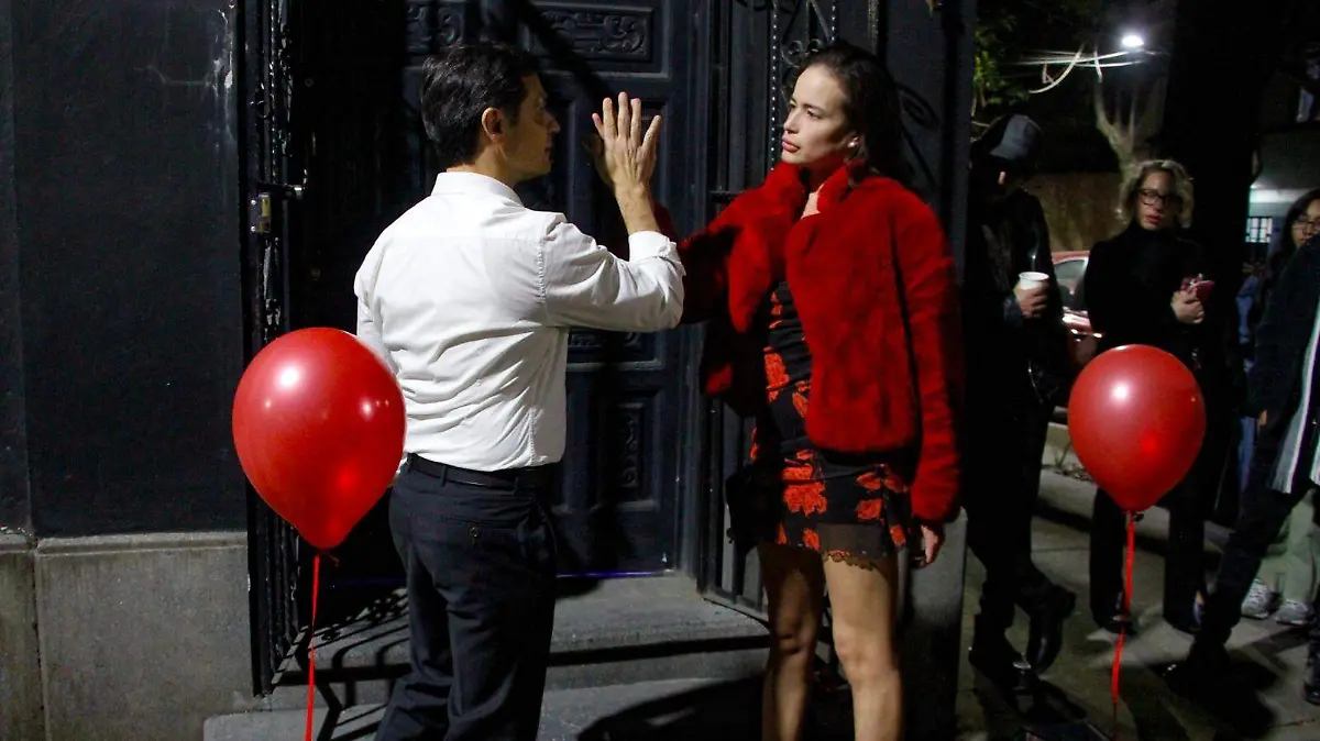 ¿Listo para vivir una experiencia teatral que convertirá la Roma en tu escena favorita?