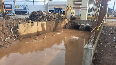 Lluvias intensas causan daños y alertan a vecinos en la zona oriente del Edomex