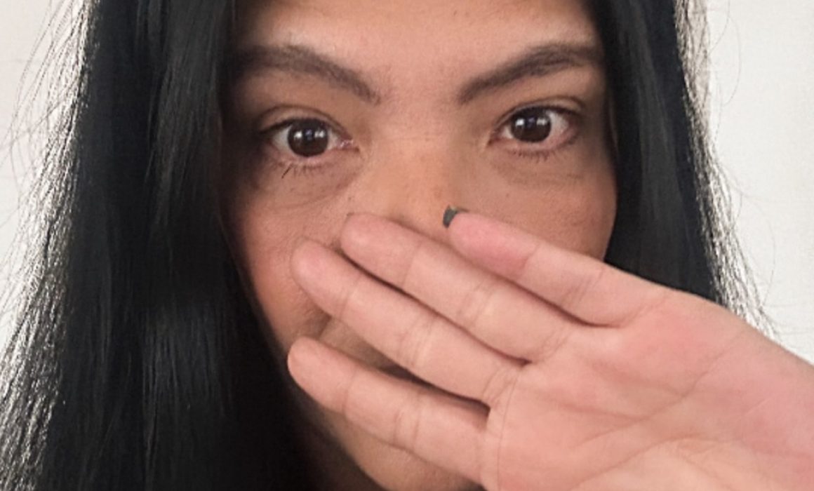 Locutora de Reactor 105.7 denuncia asalto armado y robo en Plaza Satélite