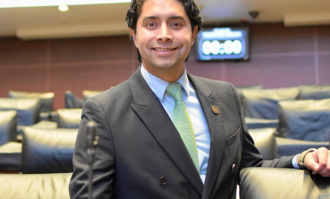 Luis Miranda, el legislador joven que impulsa la protección ambiental y la participación social en Toluca