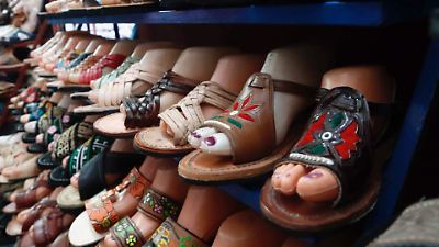 México impone cuotas a importaciones de calzado chino para proteger la economía nacional