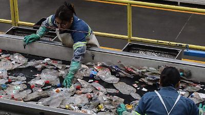 México lidera en reciclaje de PET de grado alimenticio y promueve la economía circular