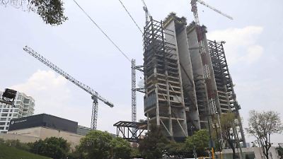 México registra un modesto crecimiento industrial en mayo, pero mantiene bajas históricas en lo que va del año