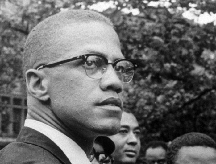 Malcolm X: de su infancia marcada por el Ku Klux Klan a su asesinato en Estados Unidos