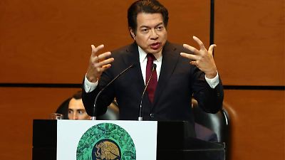 Mario Delgado defiende la Nueva Escuela Mexicana y anuncia ampliación de becas y bachilleratos