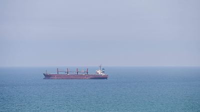 Mercados petroleros muestran ligera recuperación tras reducirse temores de conflicto en Oriente Medio