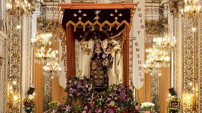 Miles de devotos acompañan a la Virgen del Carmen en procesión en Toluca