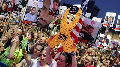 Miles de israelíes en Tel Aviv exigen cese al fuego y la liberación de rehenes en Gaza