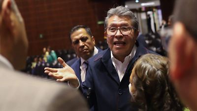 Monreal descarta nuevos impuestos pero admite aumentos en los existentes para reducir el consumo nocivo