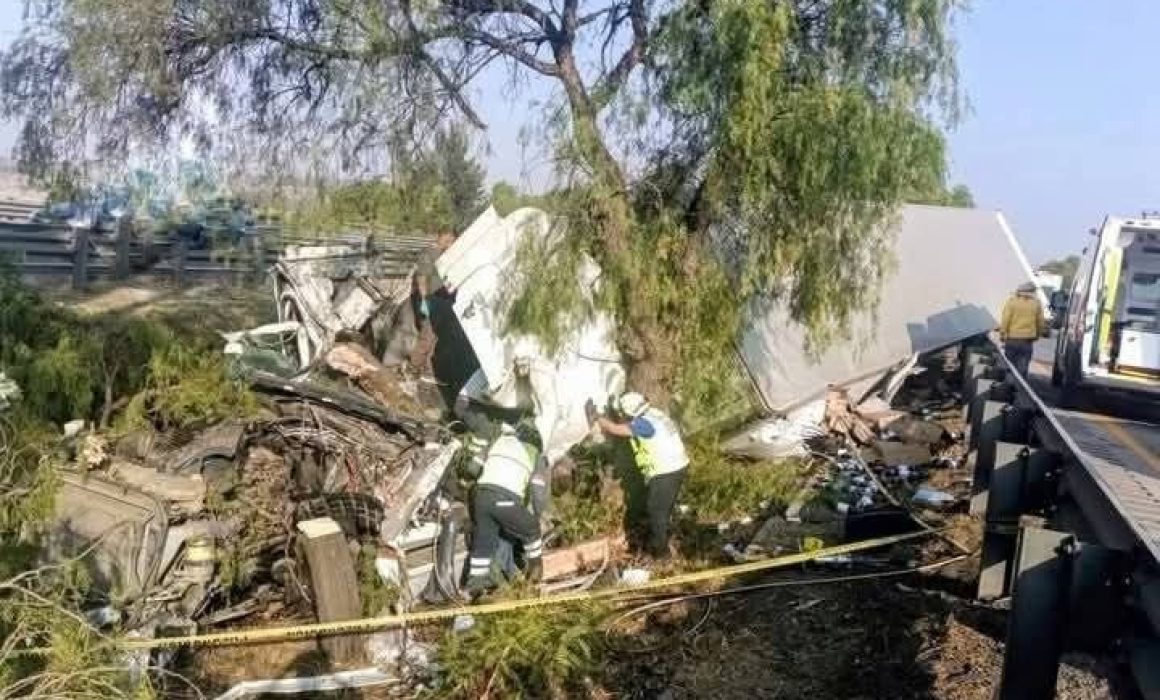 Muere en Huehuetoca conductor por accidente en México-Querétaro